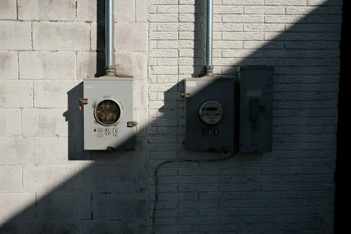 Aggregaat aansluiten op omvormer zonnepanelen: kan het?